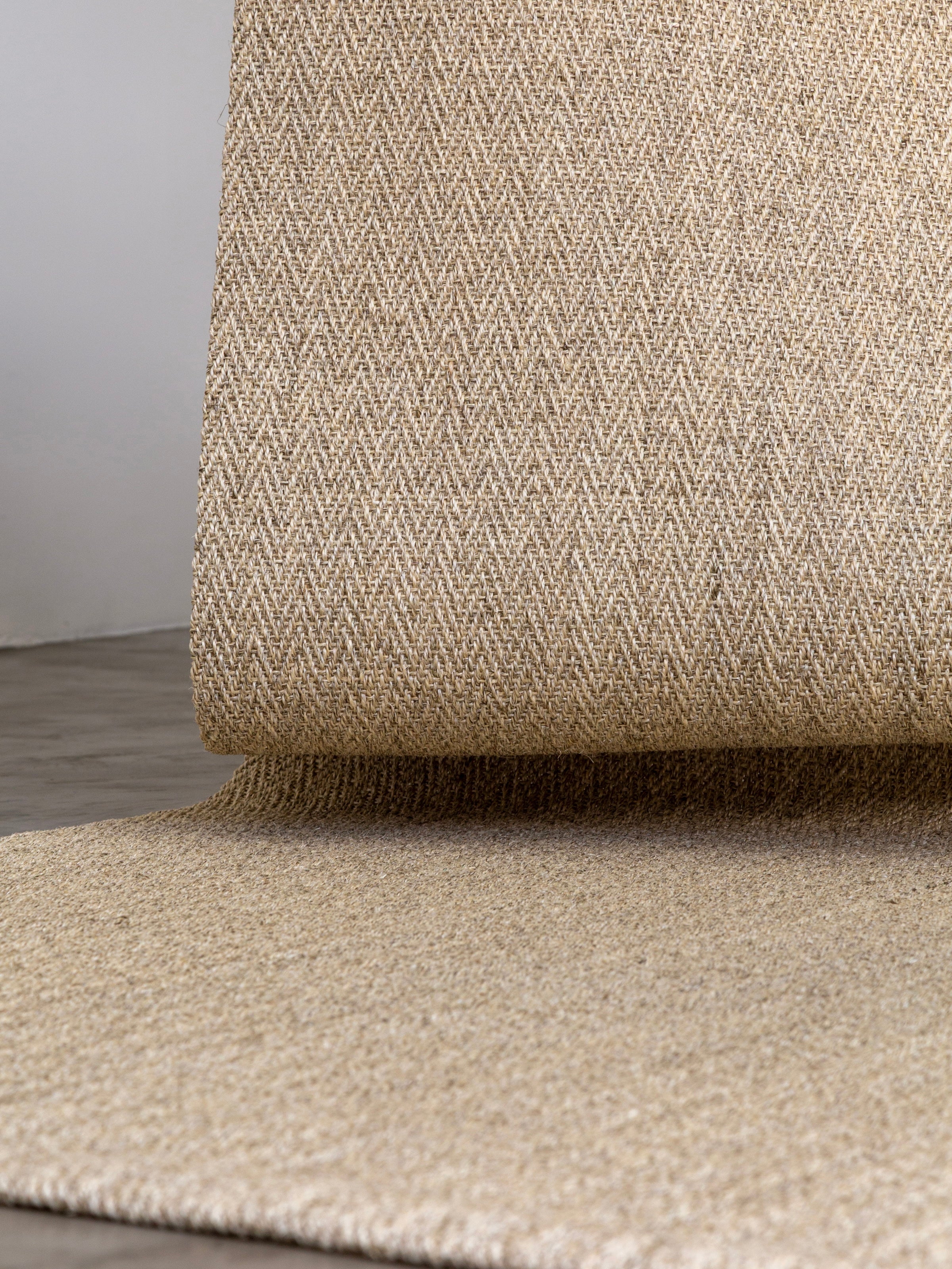 Tapete Espinha de Peixe Crema